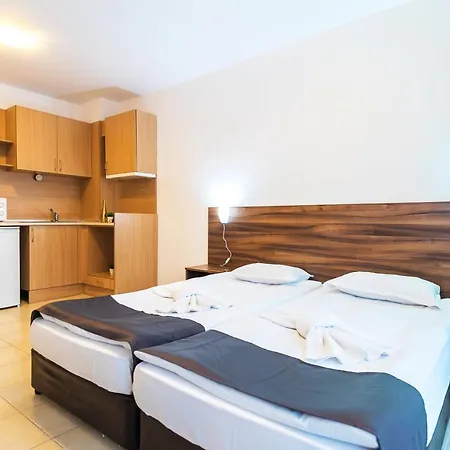 адмирал плаза Слънчев бряг