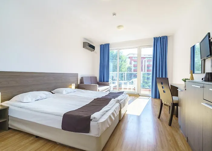 Admiral Plaza Hotel apartamentowy 4*