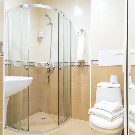شقة فندقية Admiral Plaza 4*