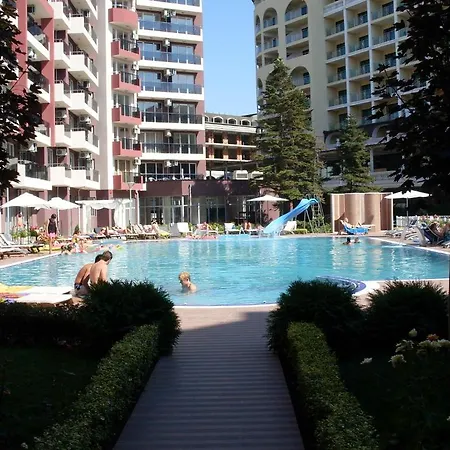 Admiral Plaza Apartmanhotel