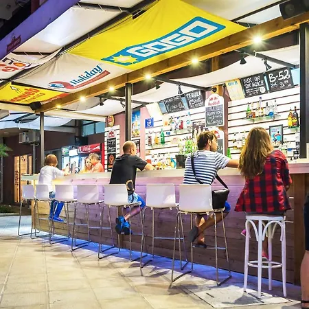 Admiral Plaza 4* Napospart