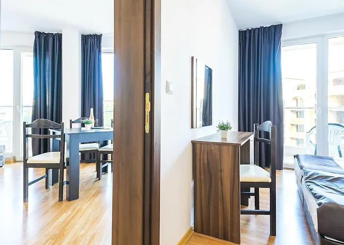 Admiral Plaza Napospart