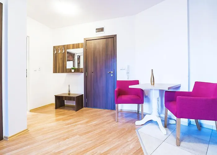 Admiral Plaza Aparthotel Sluneční pobřeží