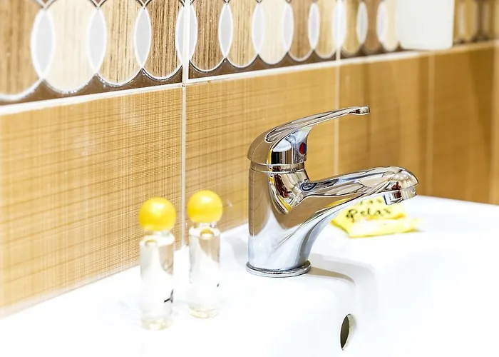 Admiral Plaza Napospart