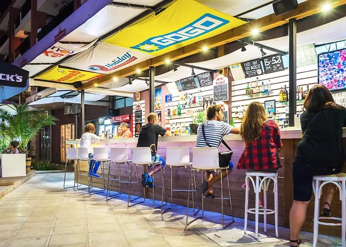 Admiral Plaza 4* Napospart