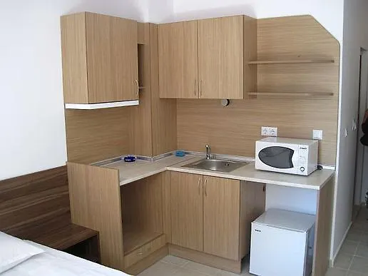 Admiral Plaza Aparthotel 4*