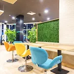 アパートホテル Admiral Plaza